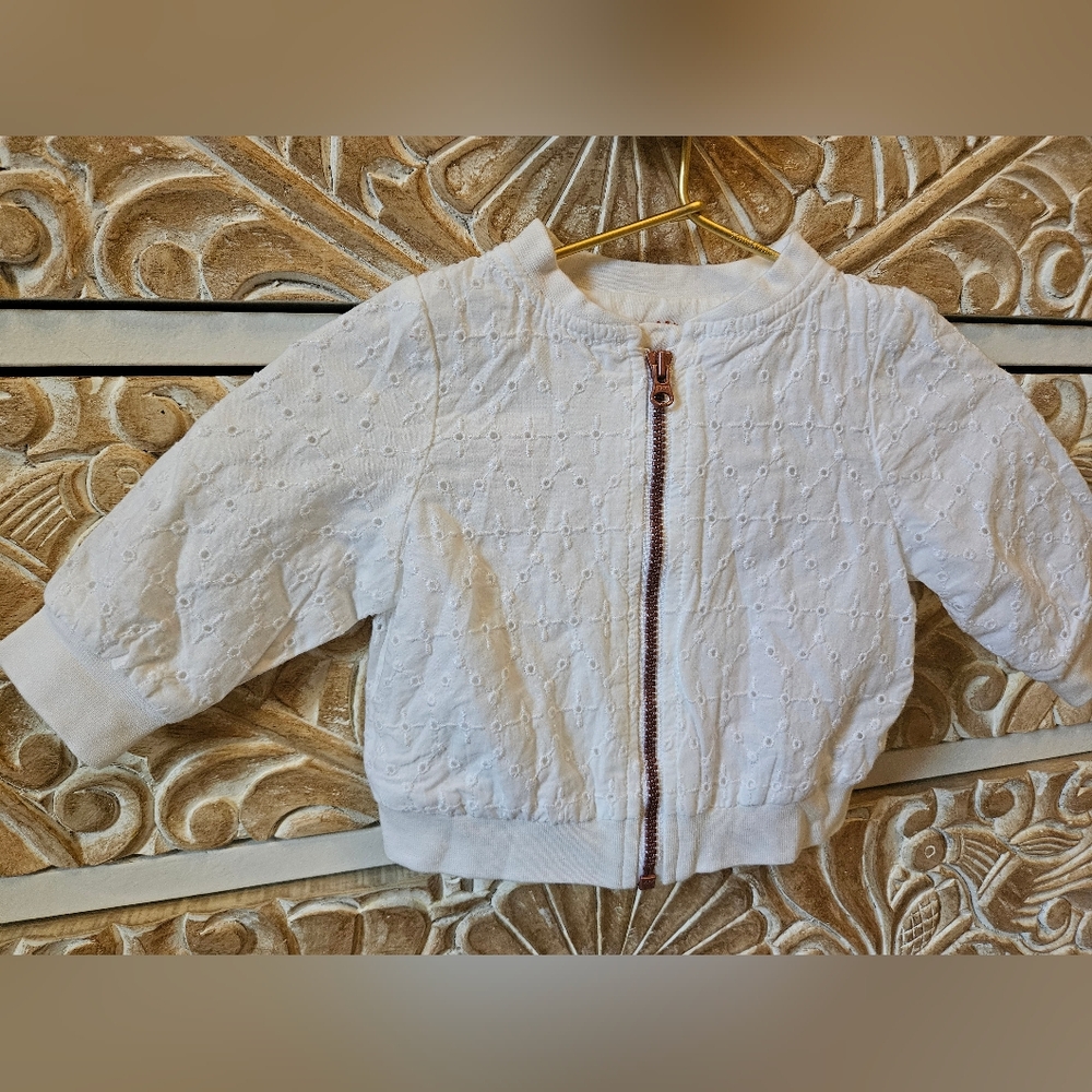 Cat & Jack White Eyelet Kids Puffer Bomber Jacket Nwot 0-3 Months